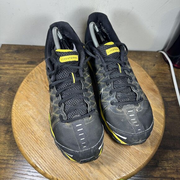 Nike Air Max Shoes Mens Size 11 Livestrong Running 396875-001 Sneakers - Picture 2 of 8